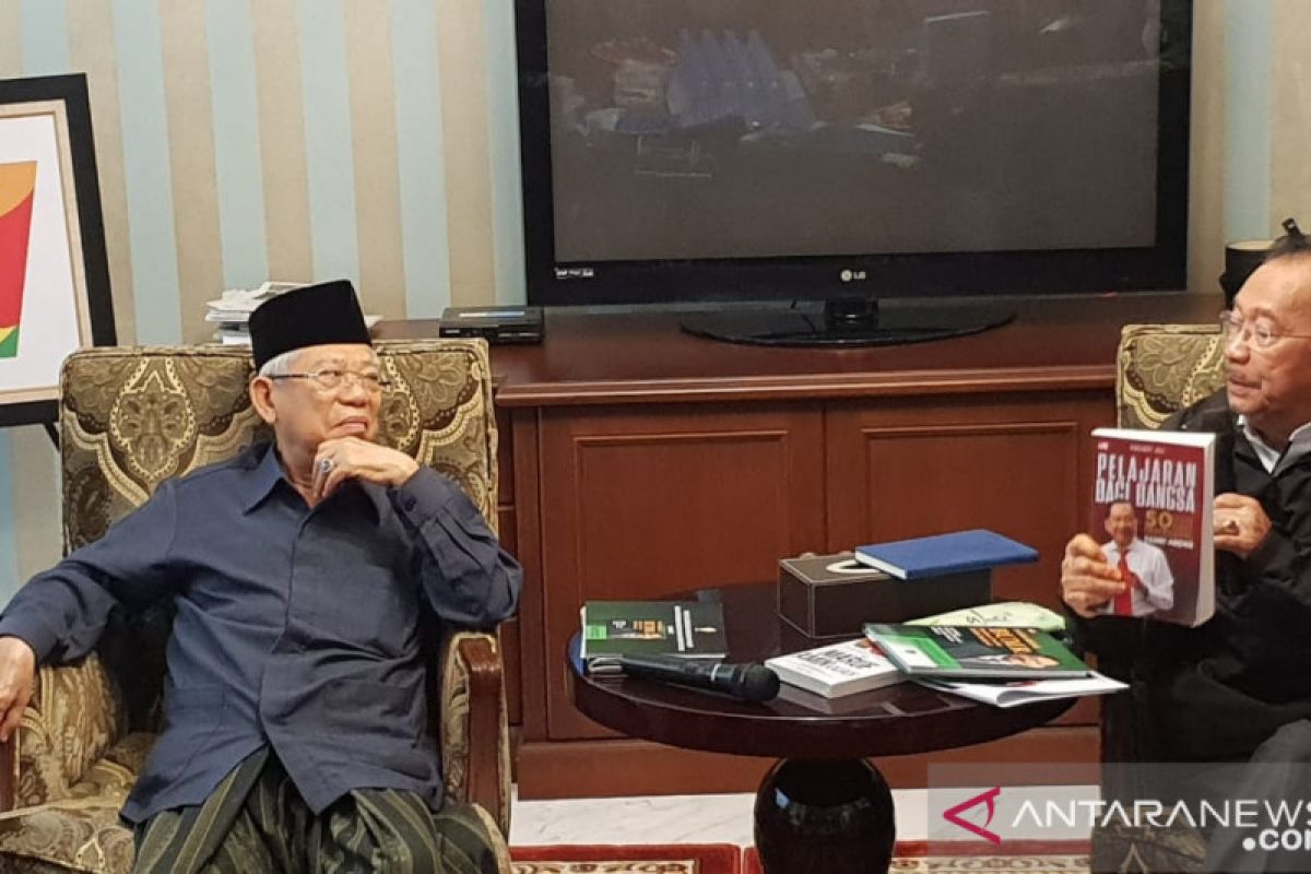 Mantan Menteri BUMN Tanri Abeng meninggal dunia