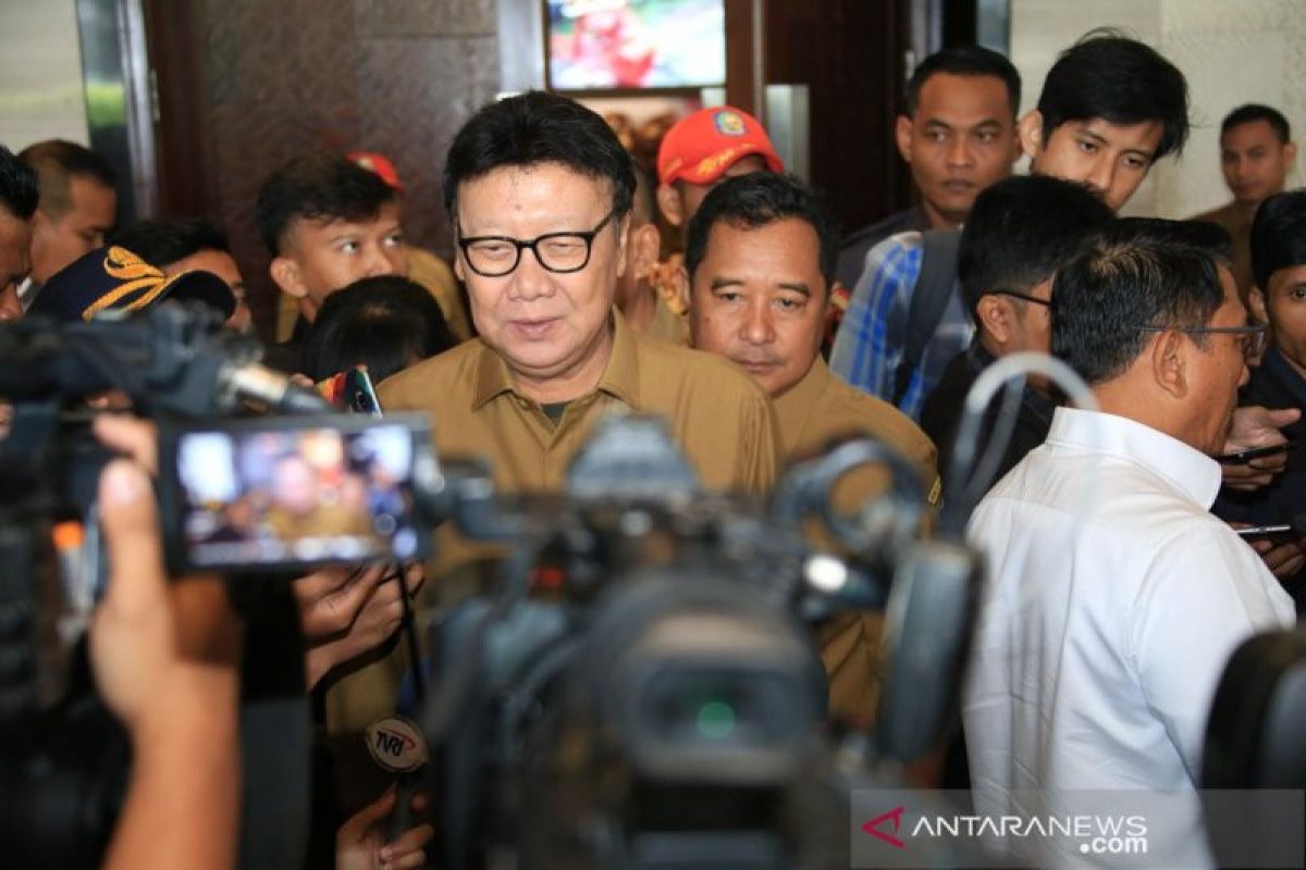 Mendagri tidak pernah larang ASN rapat di hotel