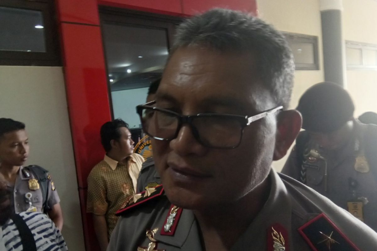 Bharada Udin Saparudin terseret arus sungai dan belum ditemukan