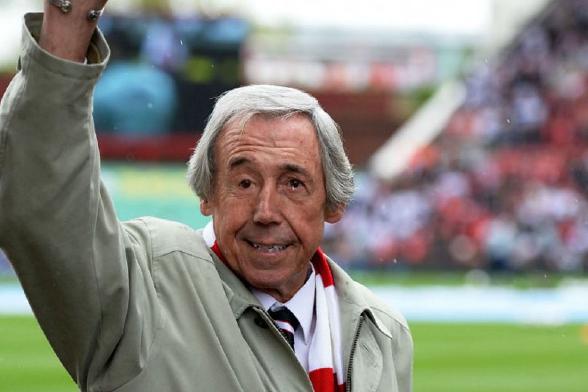 Kiper Inggris Piala Dunia 1966 Gordon Banks  meninggal