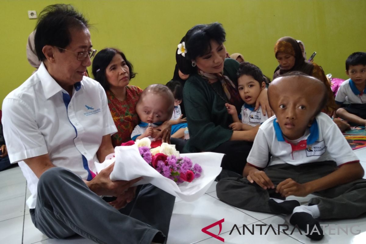 Berlico Mulia Farma bantu anak cacat fisik melalui Wisma Kasih Bunda