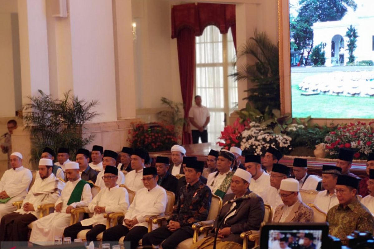 Presiden Jokowi silahturahim dengan ulama Madura
