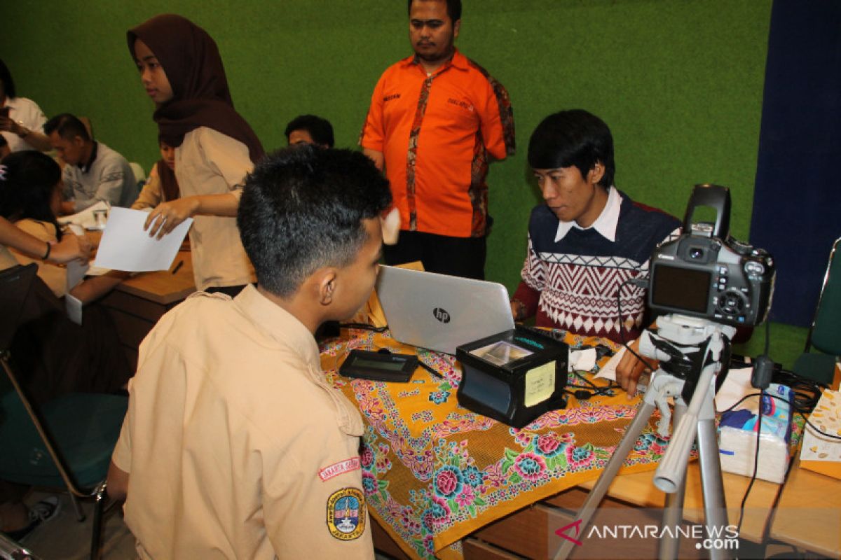 Pelajar SMA empat kecamatan Jakarta Selatan rekam KTP elektronik