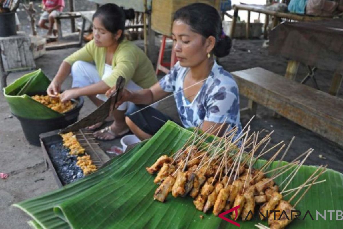 Keragaman kuliner daya tarik pariwisata NTB