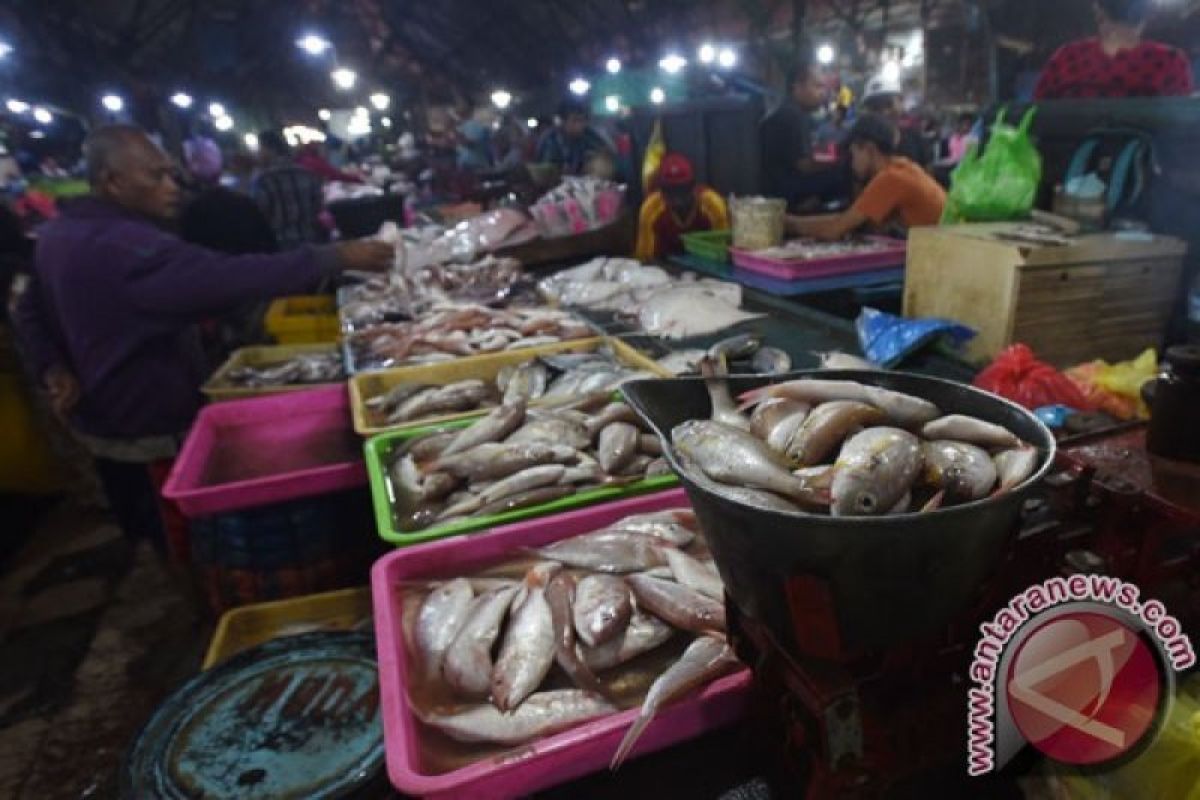 Masyarakat Halmahera Barat didorong gemar makan ikan