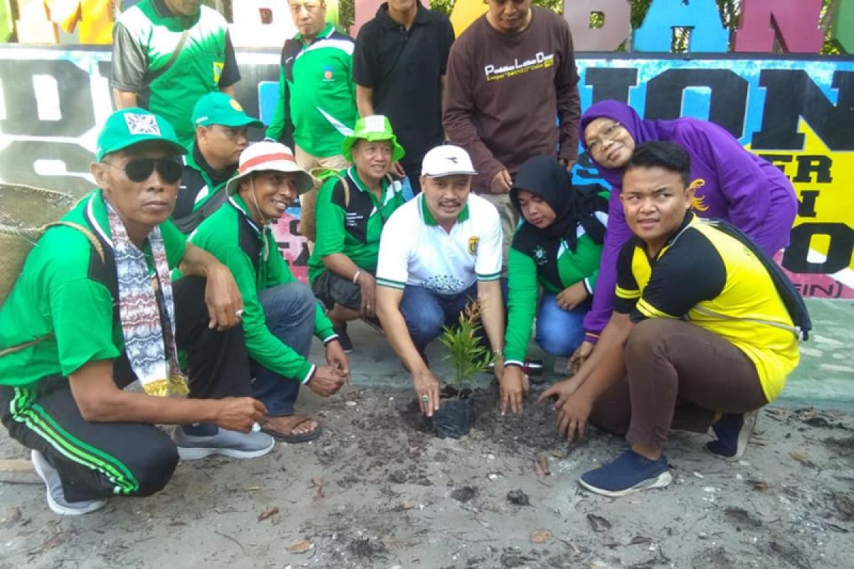 Govt asks young people to create a clean Banjarmasin