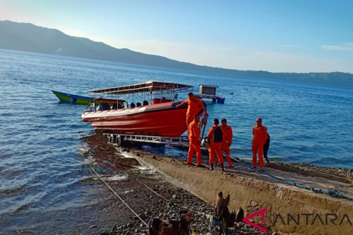 Basarnas: nelayan latuhalat belum ditemukan