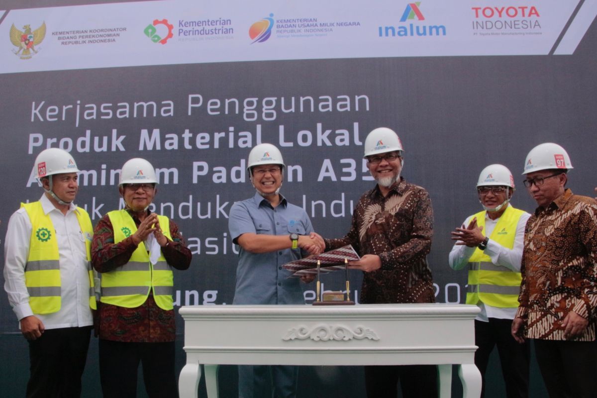 Inalum-TMMIN kerja sama pemanfaatan aluminium alloy untuk velg mobil Toyota