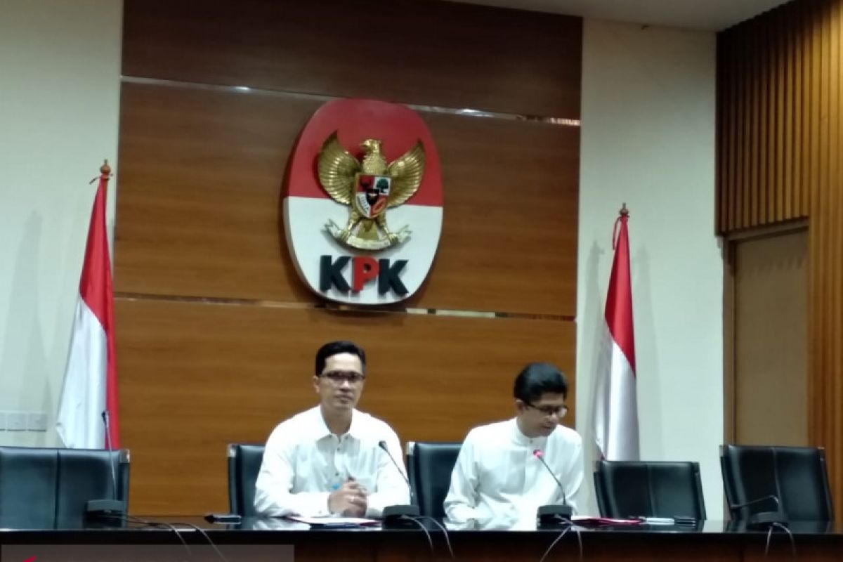 KPK cegah 4 orang terkait suap kepada Eni Saragih