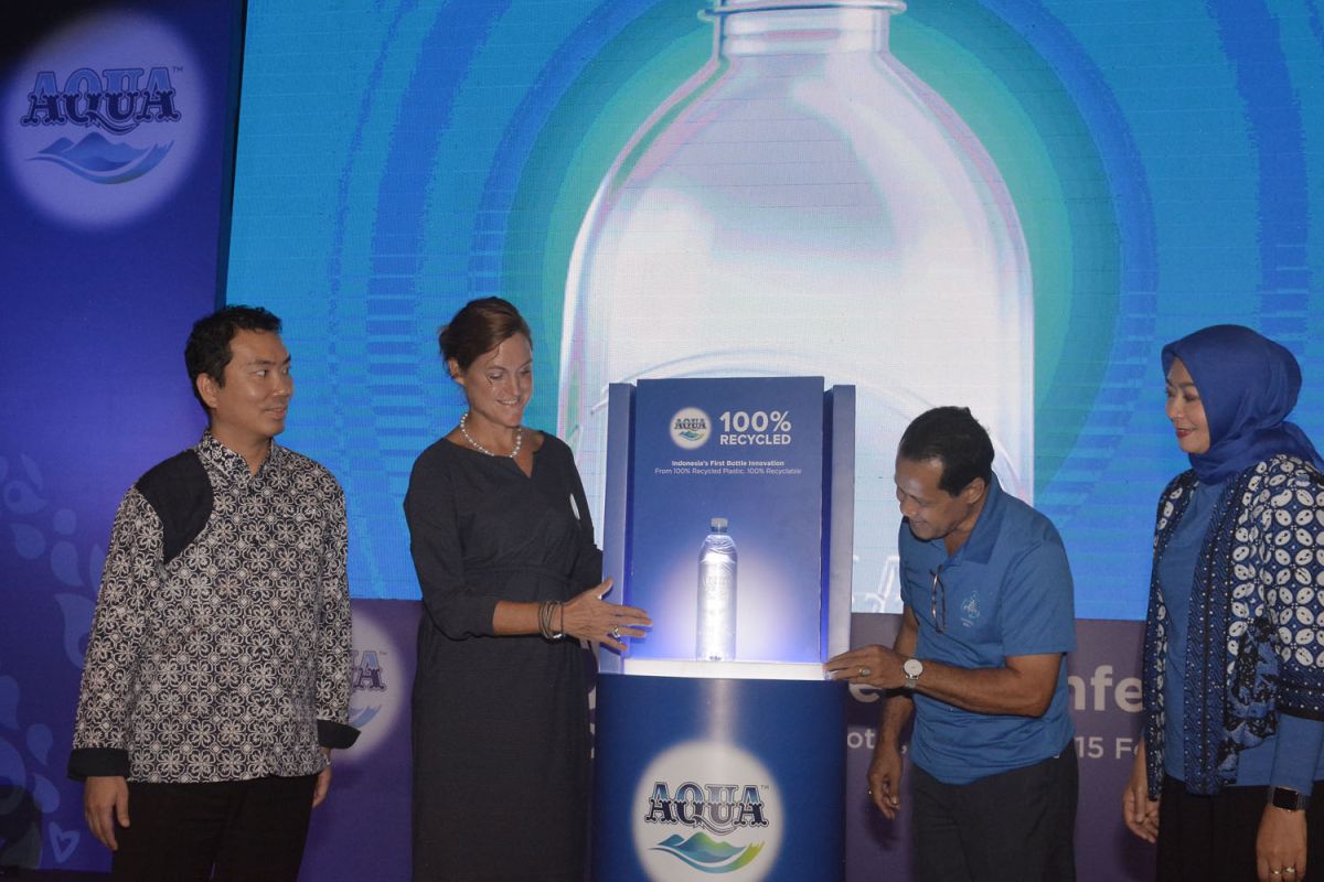 Danone-AQUA luncurkan botol plastik daur ulang