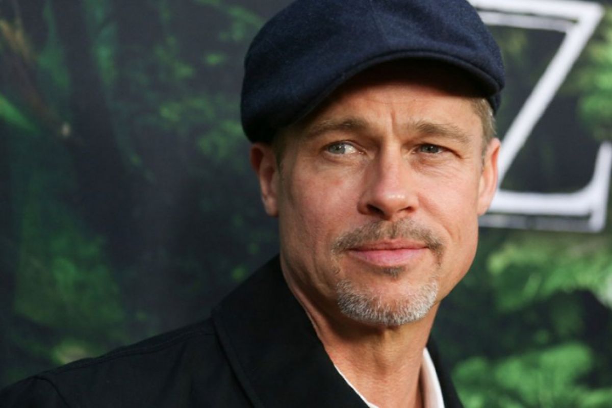 Brad Pitt Akan produksi Film Dokumenter Chris Cornell