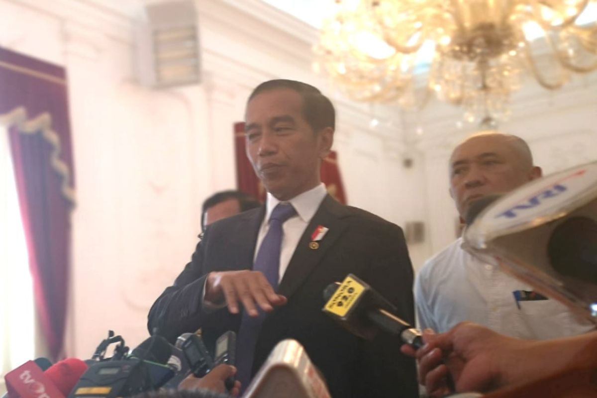 Jokowi: tidak mungkin Ahok gantikan Ma'ruf