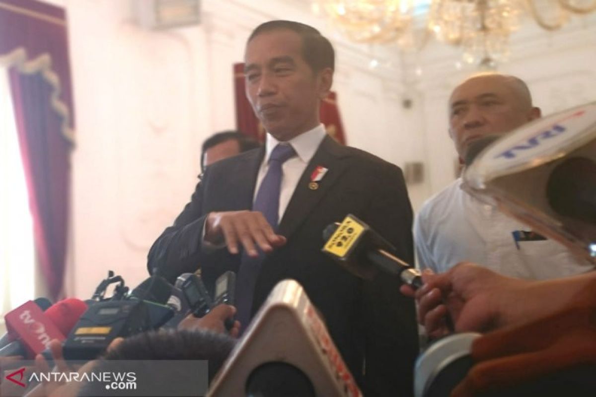 Jokowi: Tidak Mungkin Ahok Gantikan Ma'ruf