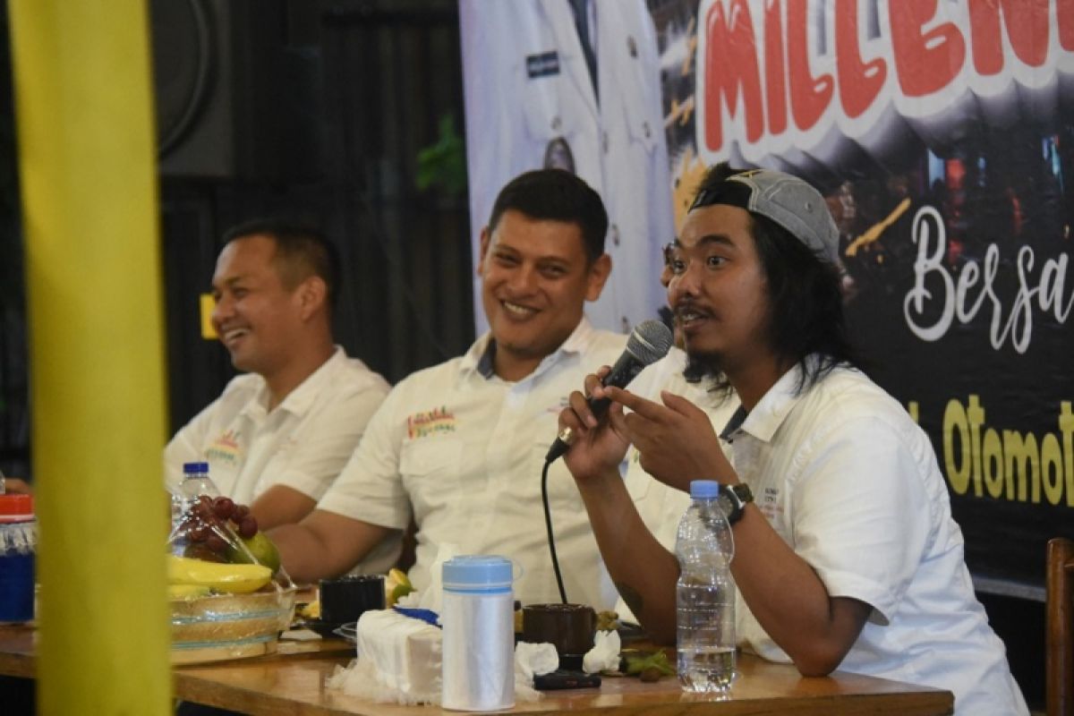 Wali Kota Kediri Ajak Kalangan Milenial Patuhi Rambu Lalu Lintas