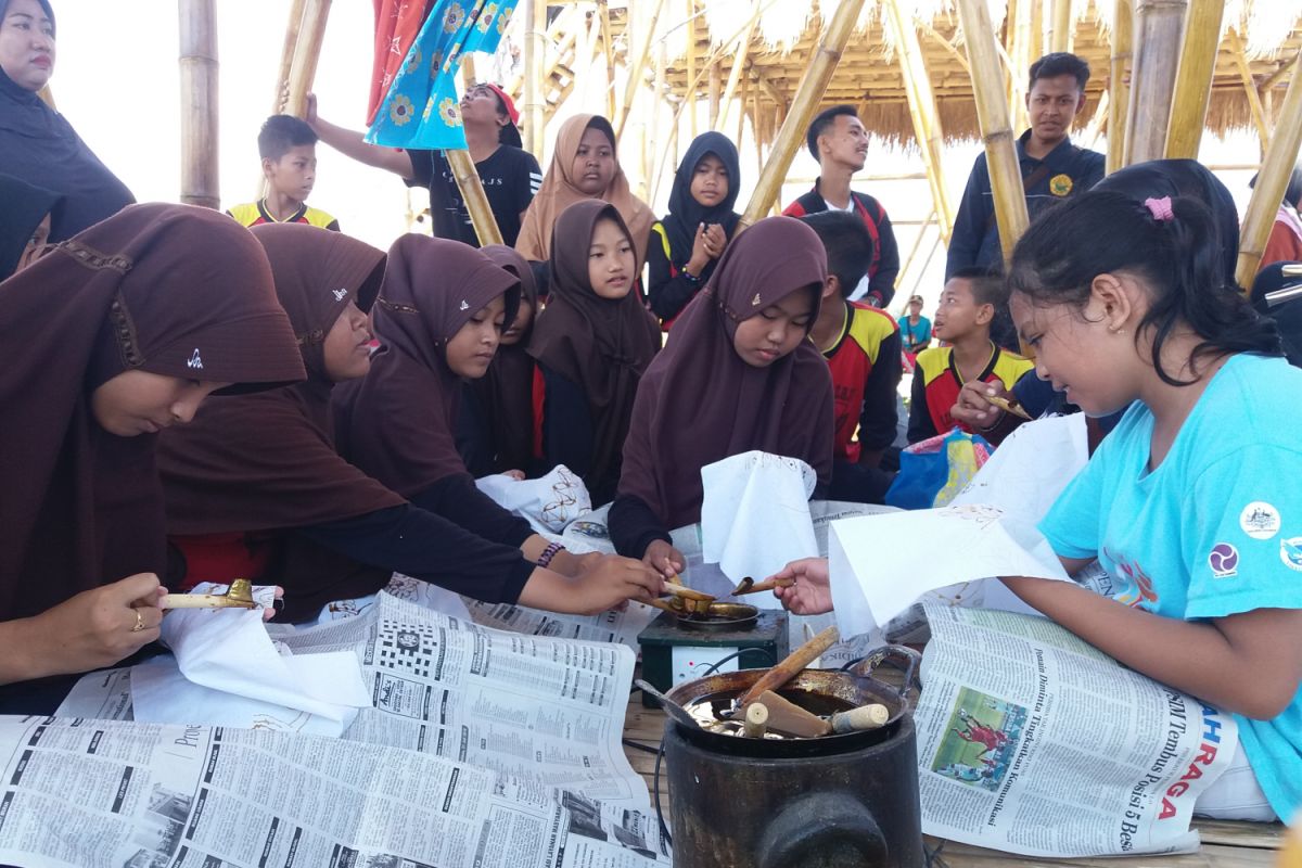 Mahasiswa Unej Bersama KDD Situbondo Luncurkan Wisata Edukasi Batik (Video)