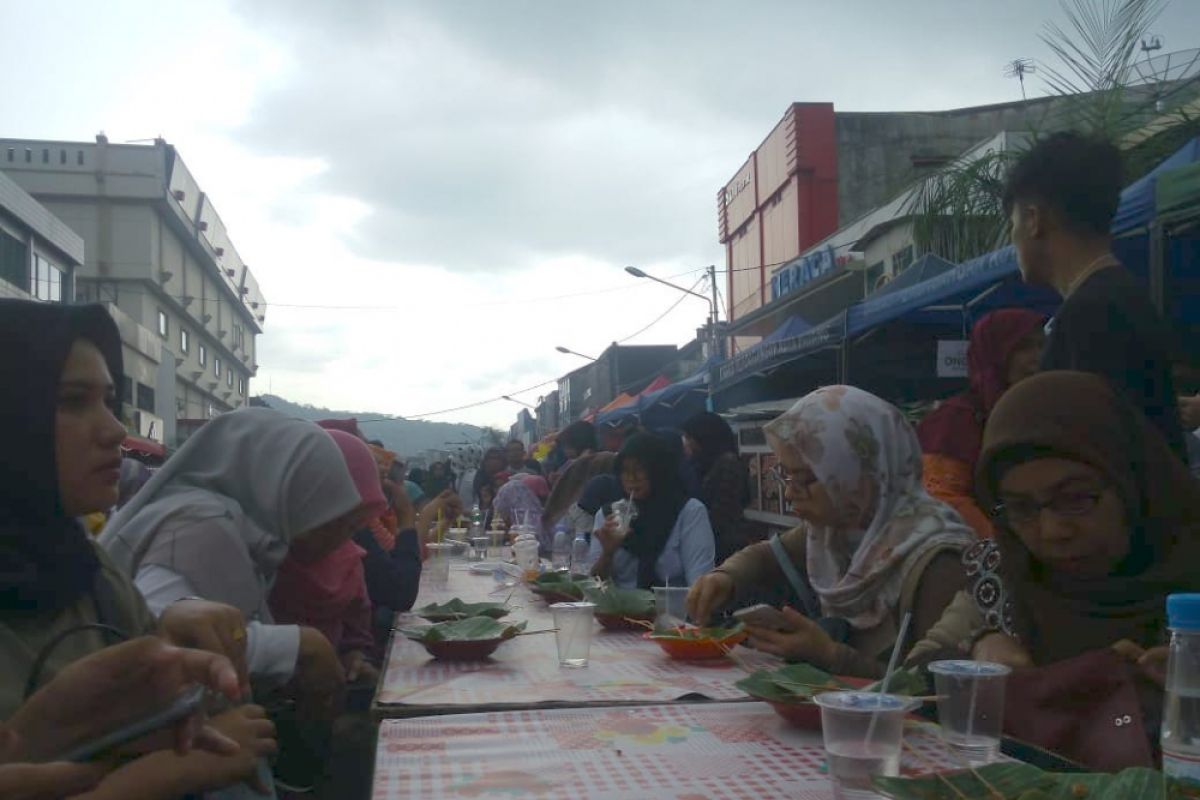 Mengembalikan Marwah Sate Padang Lewat Festival