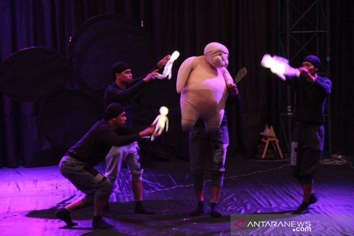 Teater Papermoon Yogyakarta ramaikan International Puppet Festival di Lahore