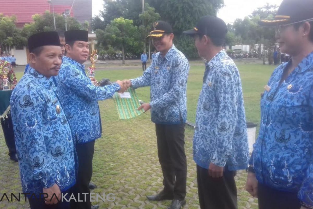 ASN harus tingkatkan loyalitas dalam bekerja, kata Bupati Barito Timur