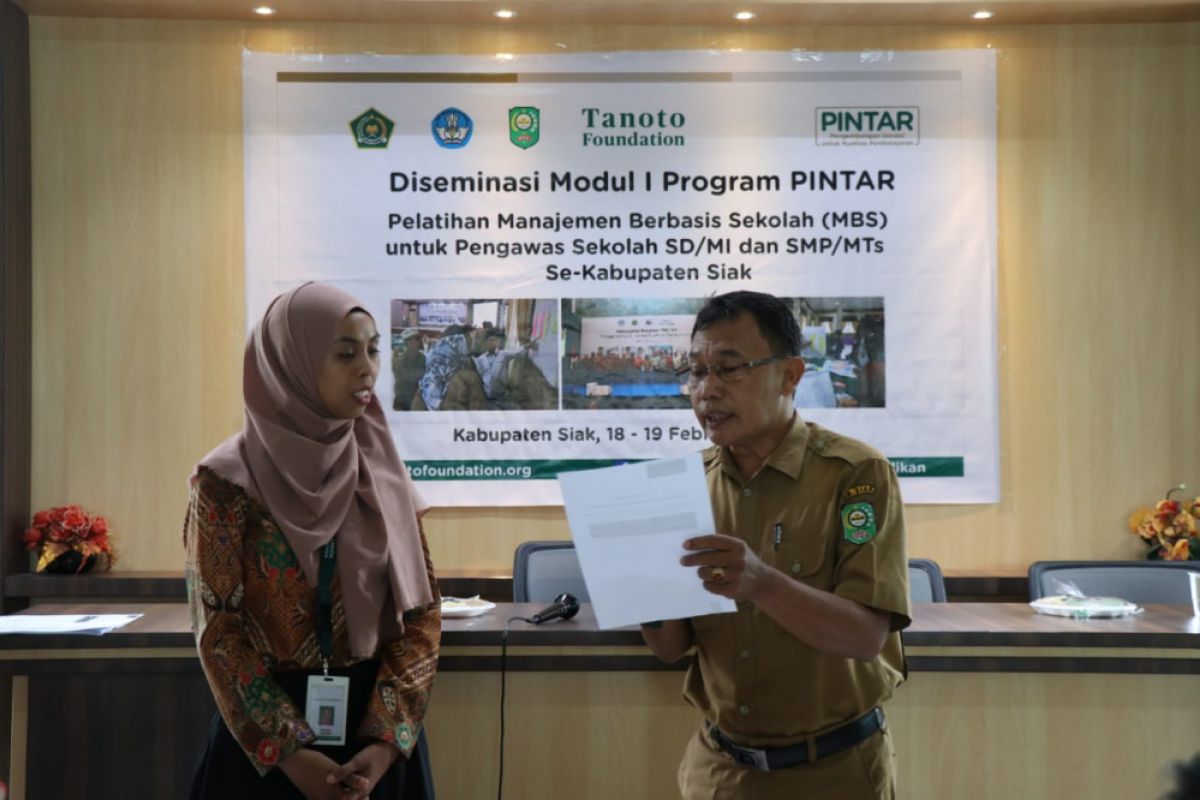 Pemkab Siak Latih Pengawas Sekolah Gunakan Program PINTAR Tanoto Foundation