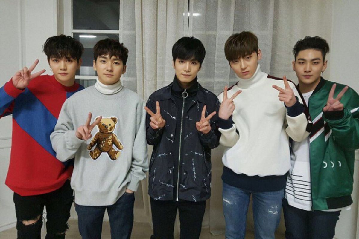 NU'EST akan luncurkan album baru dengan formasi lengkap