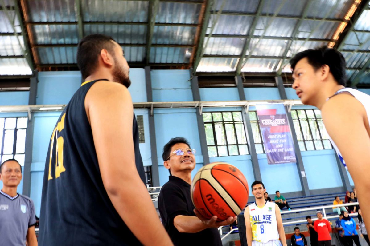 32 Tim Ikuti Turnamen Basket Sambut HUT Kota Tangerang