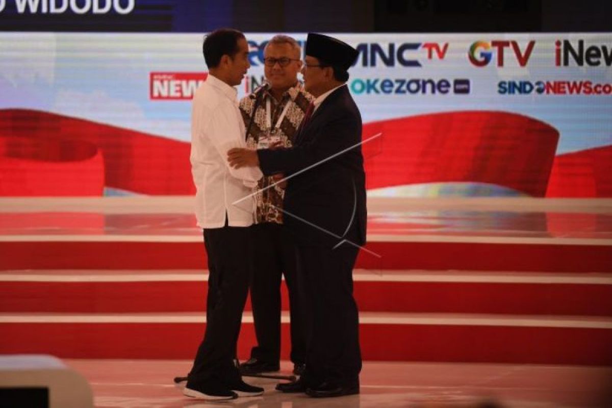 Jokowi: tak usah debat saja kalau sedikit-sedikit dilaporkan