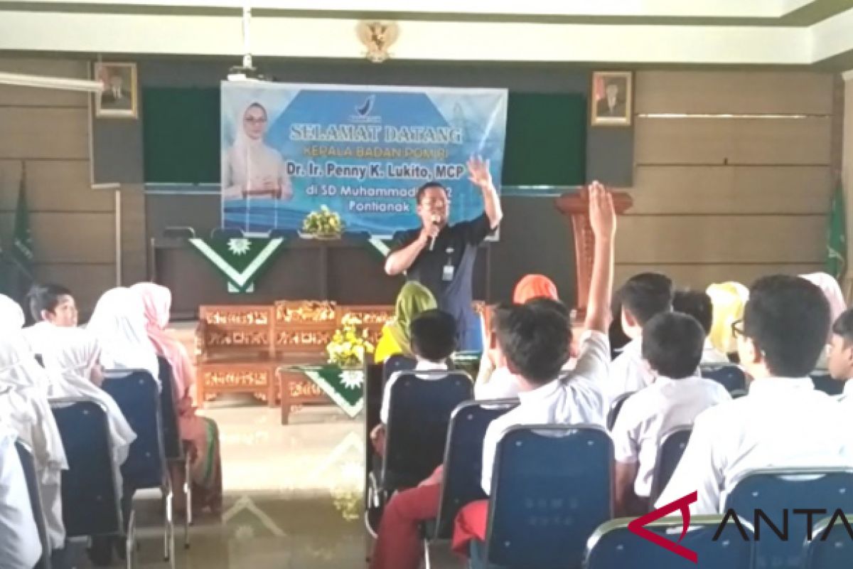 BPOM beri pemahaman makanan sehat kepada siswa SD Muhammadiyah 2 Pontianak