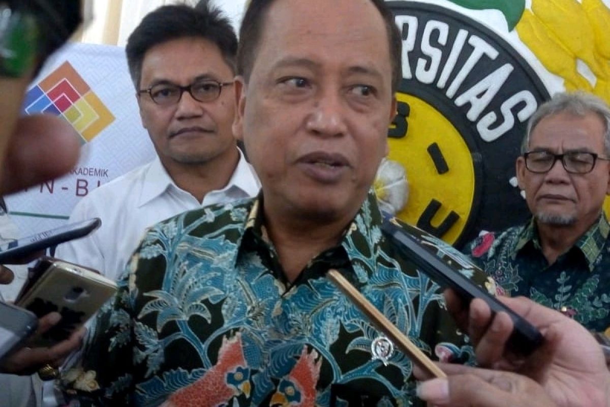 Menristekdikti sebut pemerintah sudah menutup ratusan PTS bermasalah