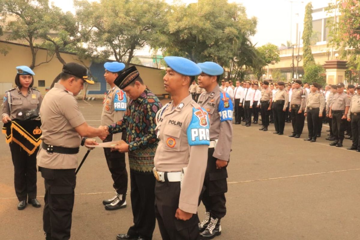 Polres Jakarta Utara pecat enam anggotanya yang terlibat narkoba