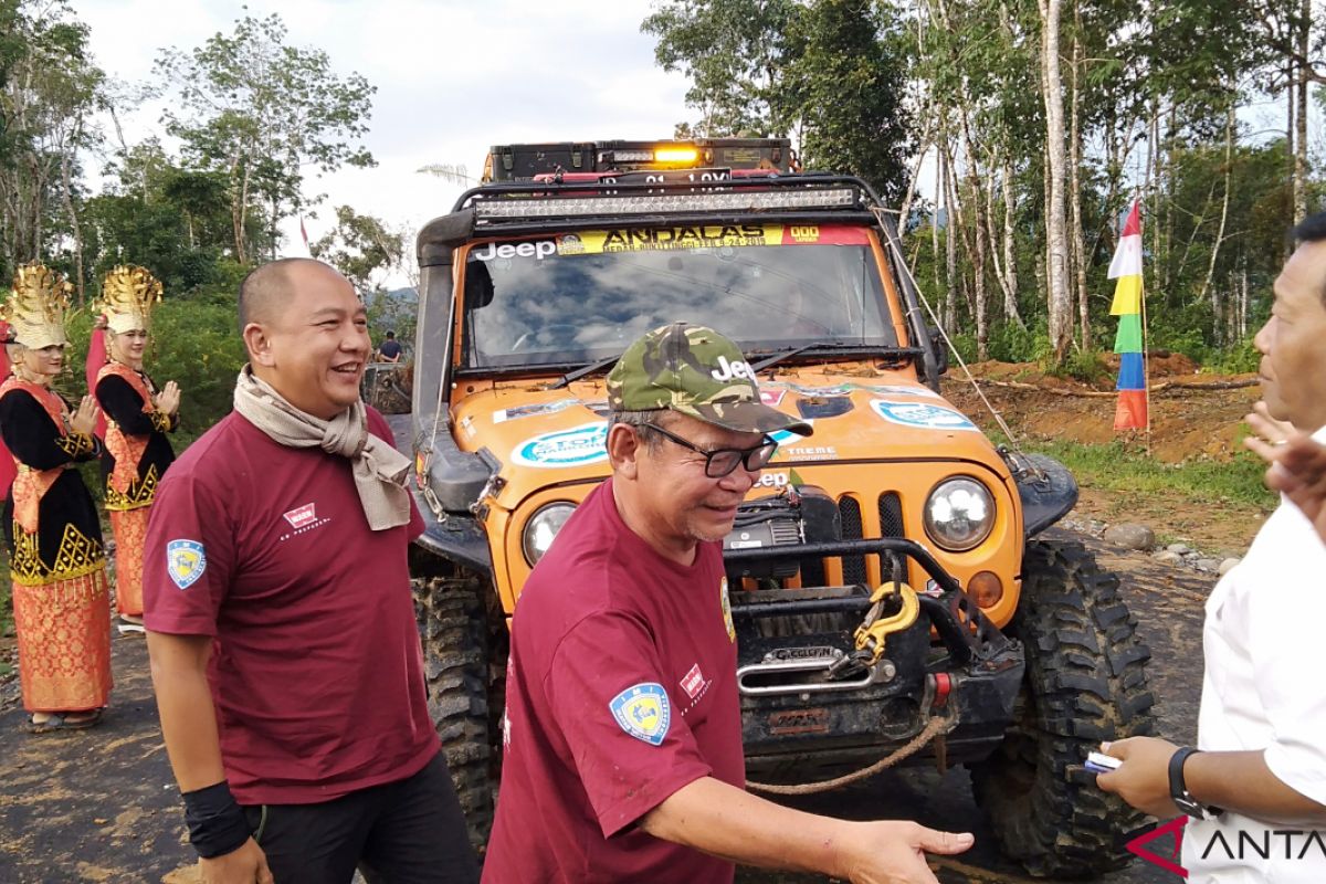 Di Madina, Offroader IOX Andalas 2019 disambut  Gordang Sambilan