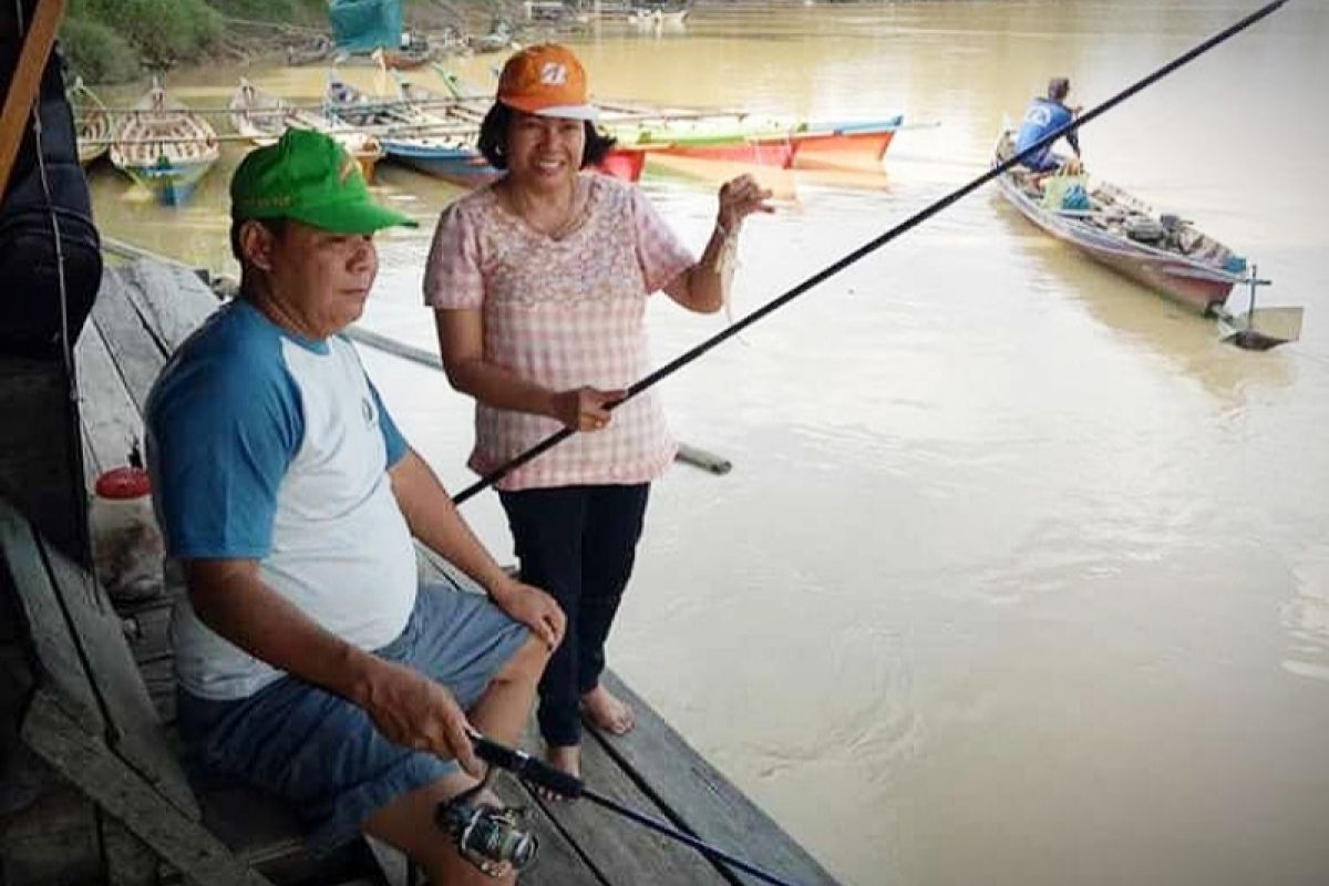 Peralatan menangkap ikan harus ramah lingkungan, kata Legislator Gunung Mas