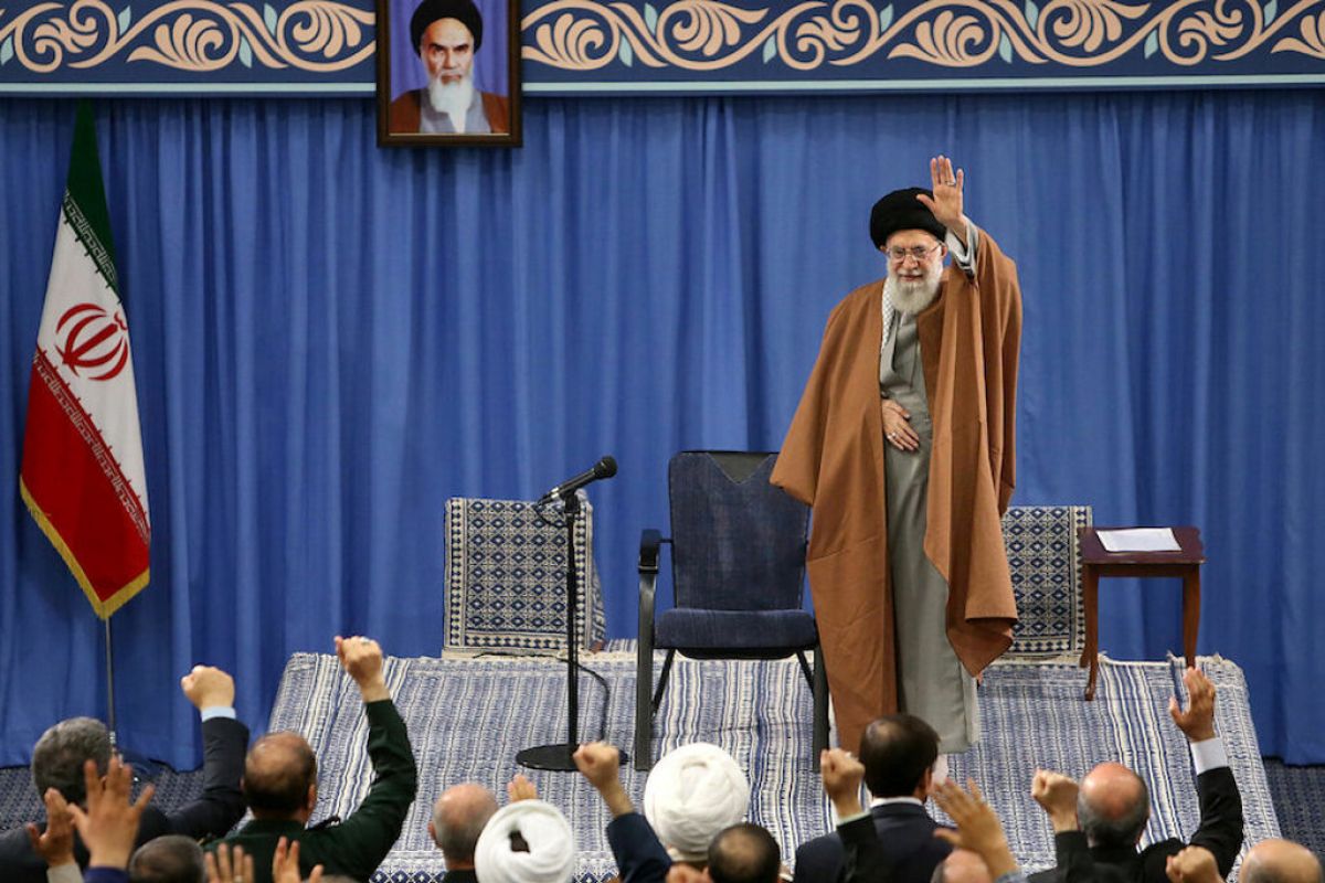 Berita dunia - AS jatuhi sembilan orang sanksi terkait Ayatollah Ali Khamenei