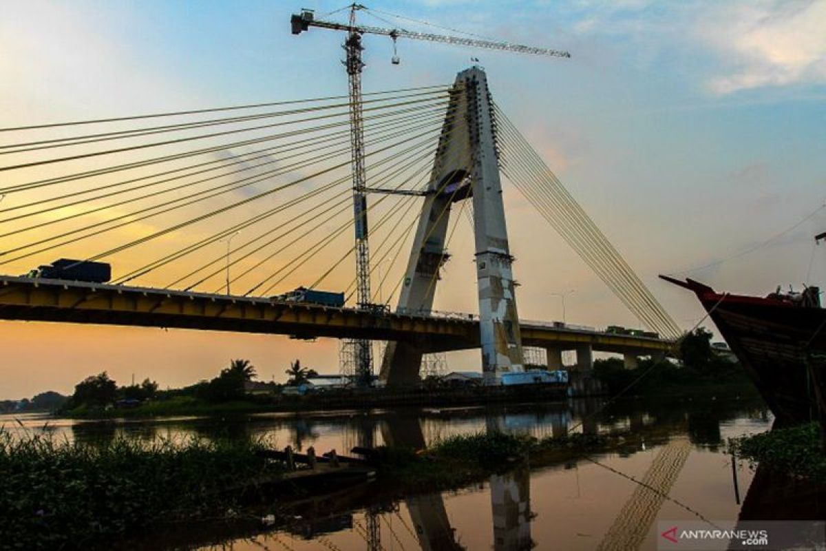 Around 100 bolts of Pekanbaru's Siak IV Bridge found missing