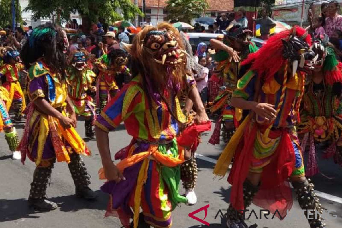 Cap Go Meh di Magelang dimeriahkan barongsai dan kesenian tradisional