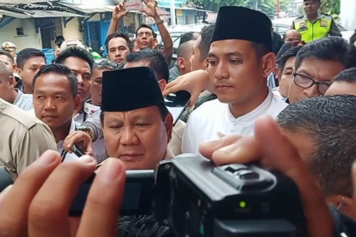 Jenguk Ahmad Dhani, Prabowo: Ini adalah Dendam Politik