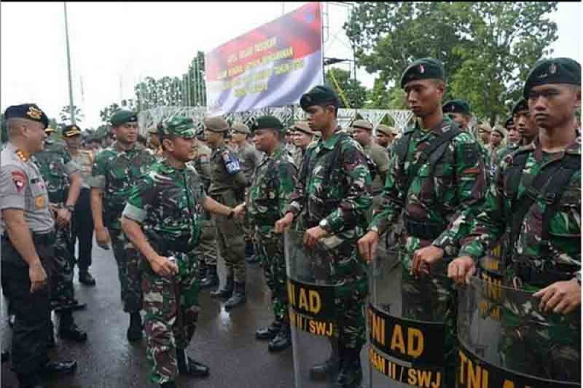 Tim gabungan simulasi pengamanan Pemilu di Lubuklinggau