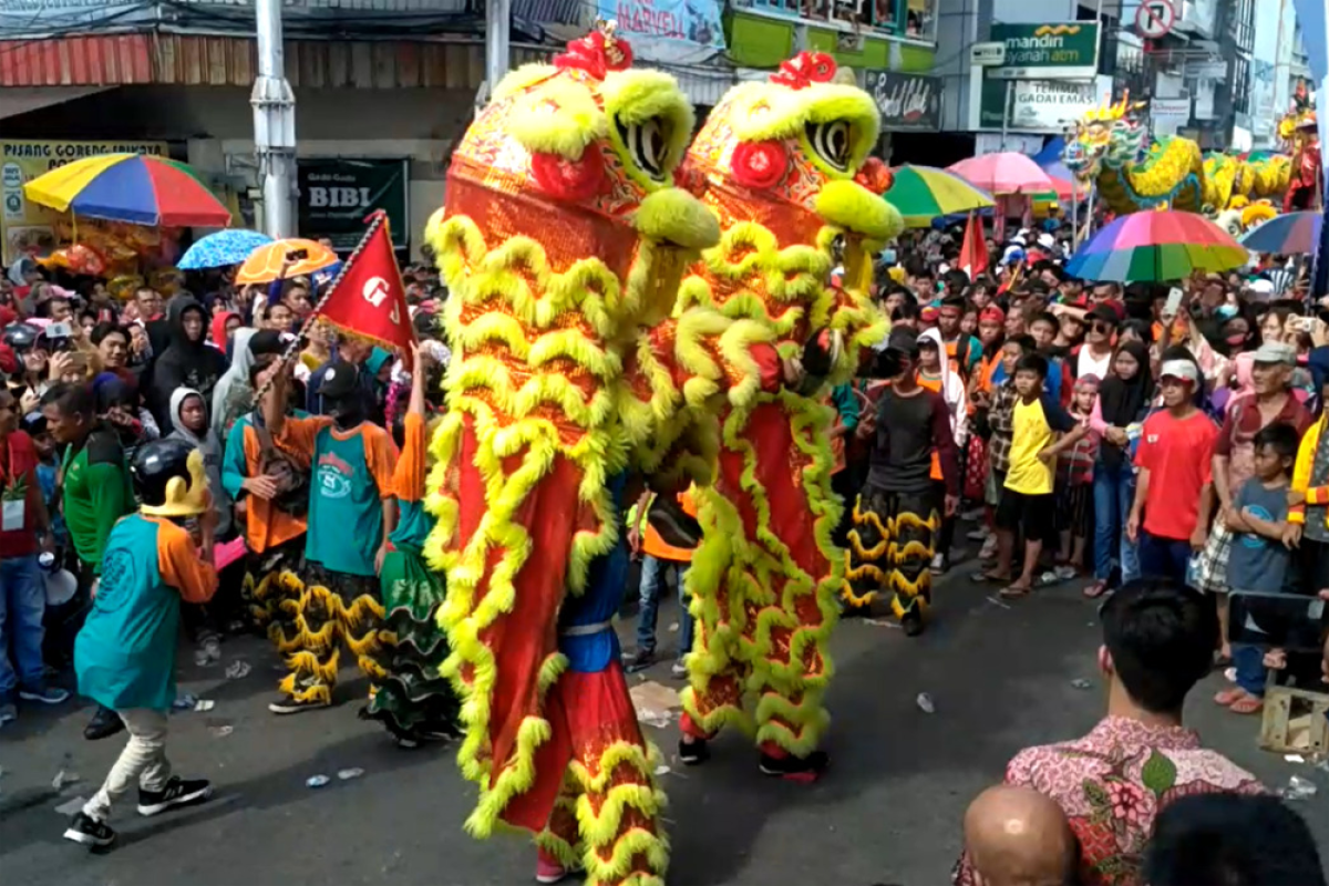 Karnaval Budaya dan Barongsai Cap Go Meh di Pontianak