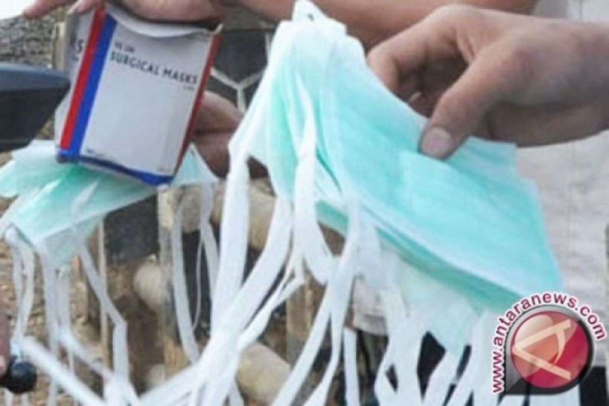 Dinkes Dumai bagikan 14.000 masker akibat maraknya asap