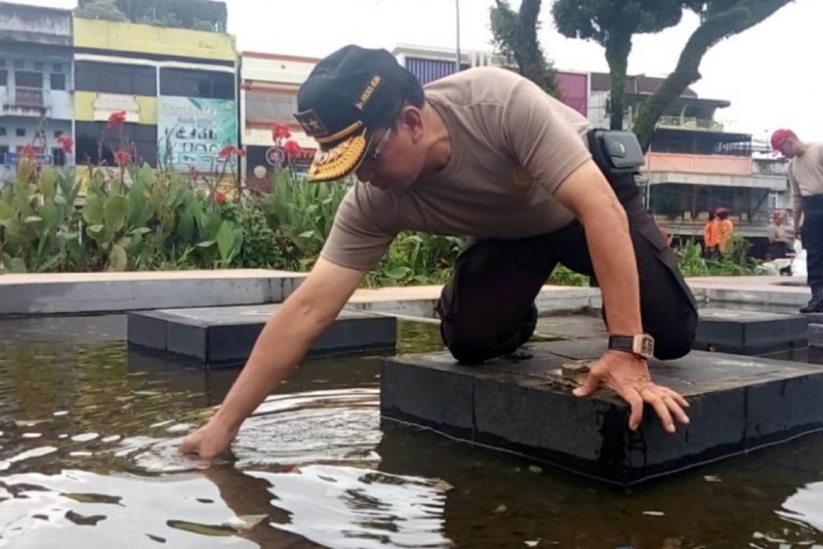 Kapolda Jambi ajak masyarakat budayakan lingkungan bersih dari sampah (video)