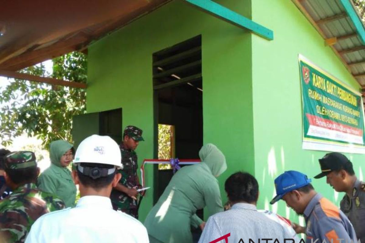 Kodim Penajam Bedah Rumah Warga Lansia