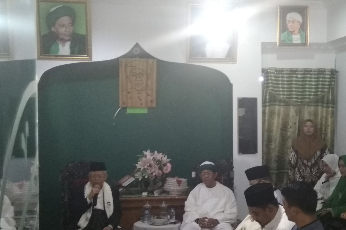 Ma'ruf Amin silaturahim dengan ulama Makassar