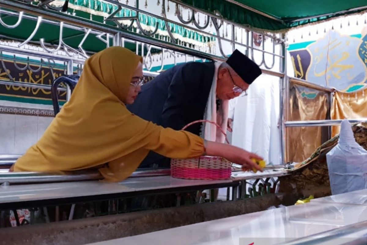 Ma'ruf Amin ziarah ke makam ulama besar Syekh Yusuf