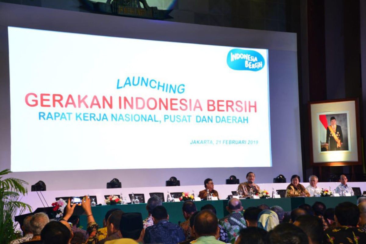Wabup Sinjai hadiri launching Gerakan Indonesia Bersih