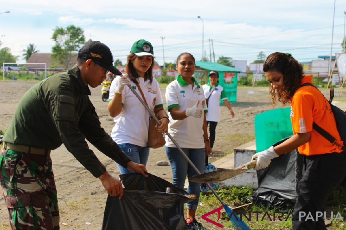 Kota Timika gerakkan distrik dan kelurahan tangani sampah