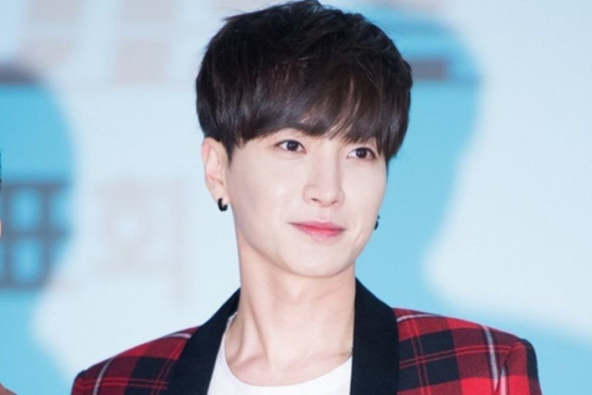 Pujian dari Leeteuk Super Junior untuk Rossa