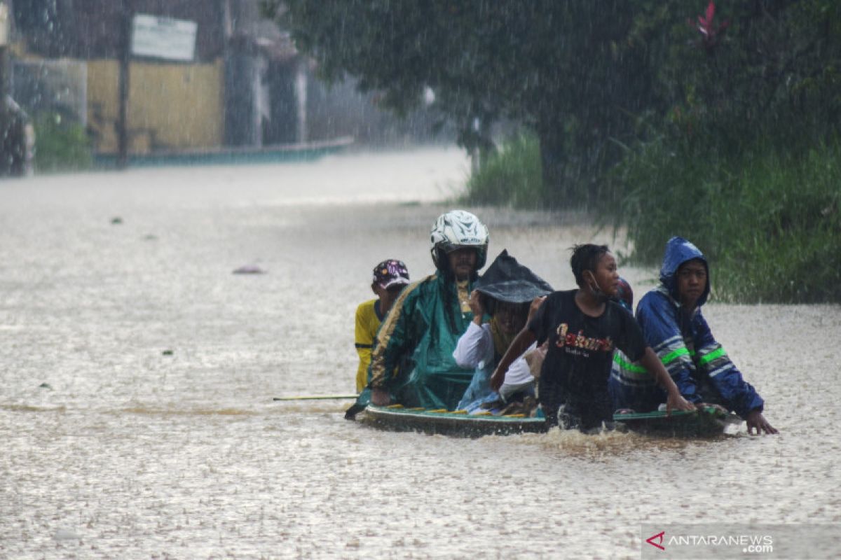 BMKG ingatkan potensi bencana hidrometeorologi di seluruh Indonesia