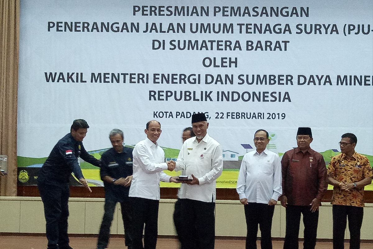 Padang miliki potensi 5 MW pembangkit listrik tenaga sampah