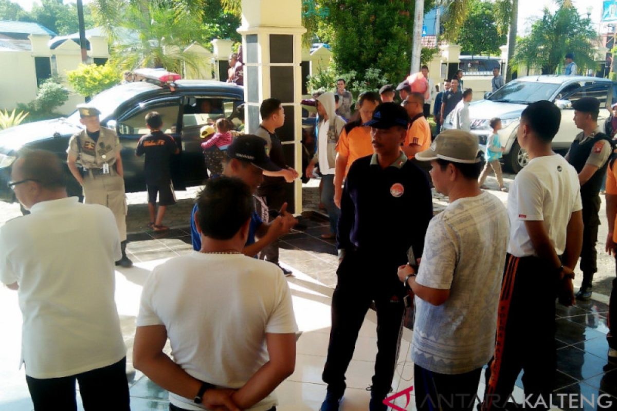 Disnakertrans Kalteng diminta turunkan penyidik bersama polisi tangani PT BAK