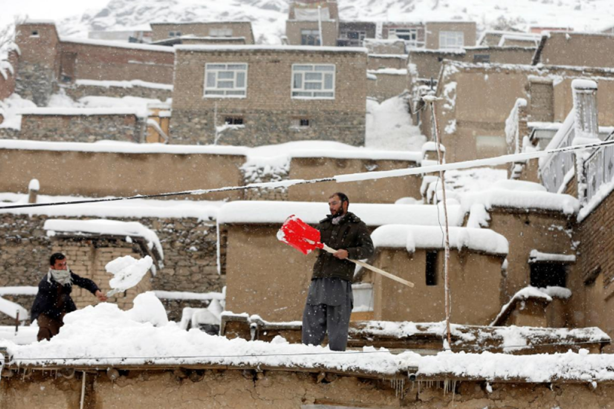 Puluhan orang tewas akibat hujan lebat-salju tebal di Pakistan