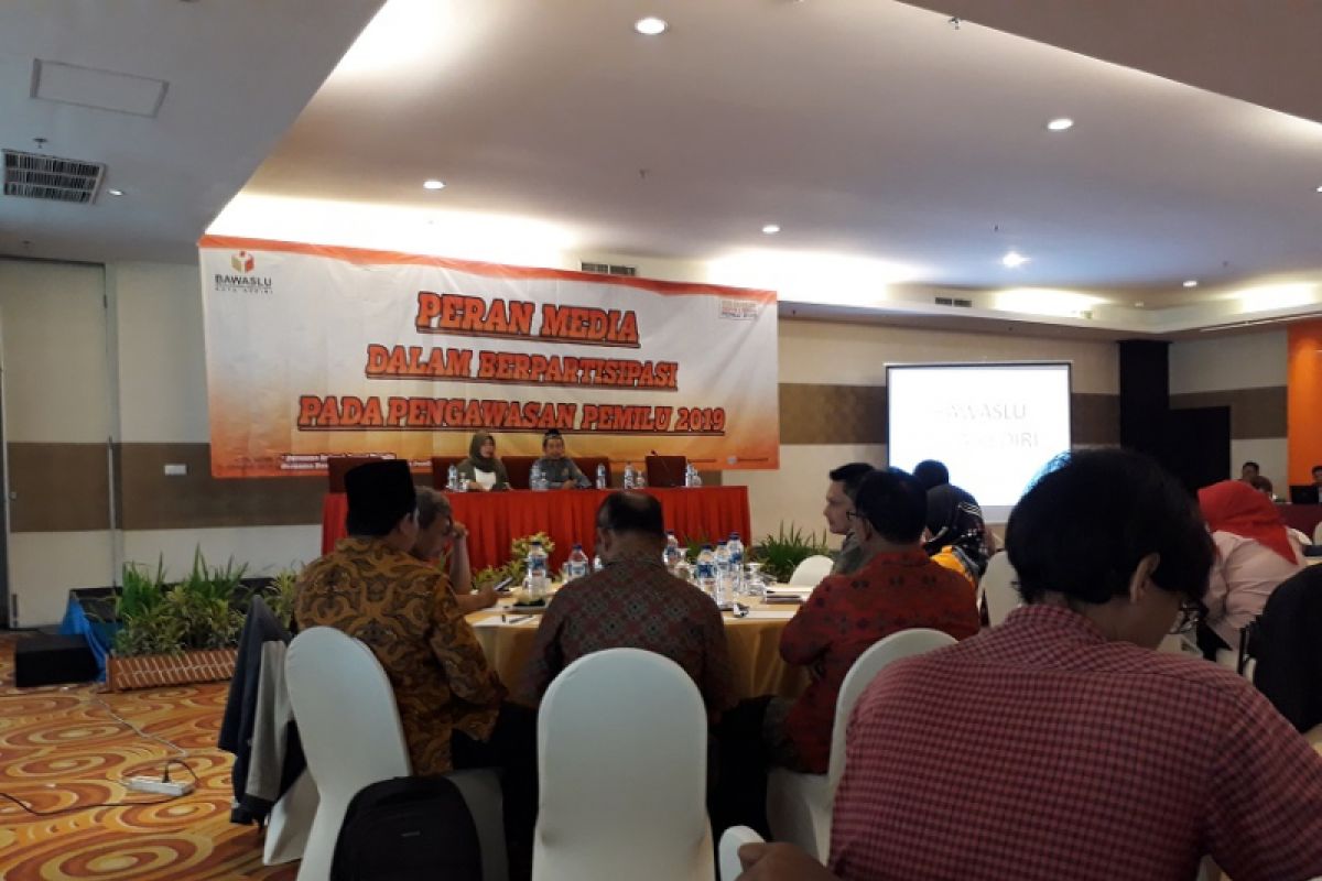 Bawaslu Kediri Ajak Media Berpartisipasi  Awasi Pemilu 2019